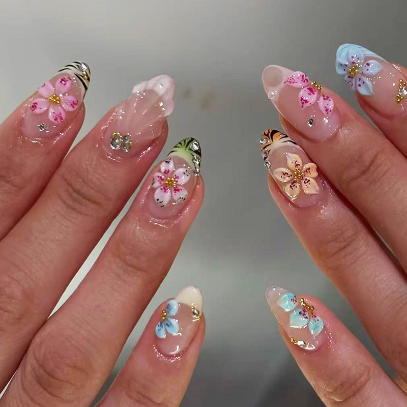 Nail Art Flower - 24pcs Almond Press On Nails tiger